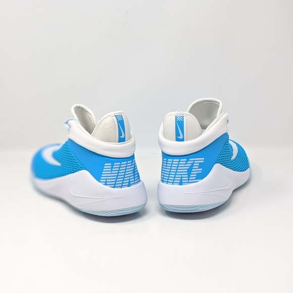 NEW NIKE FUTURE FLIGHT BASKETBALL SHOES - Picture 3 of 6